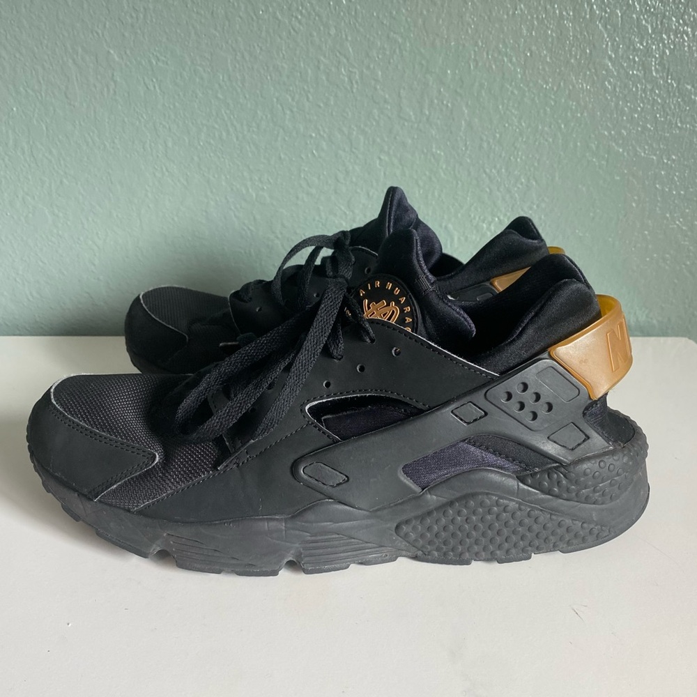 Nike Air Huarache Sneakers